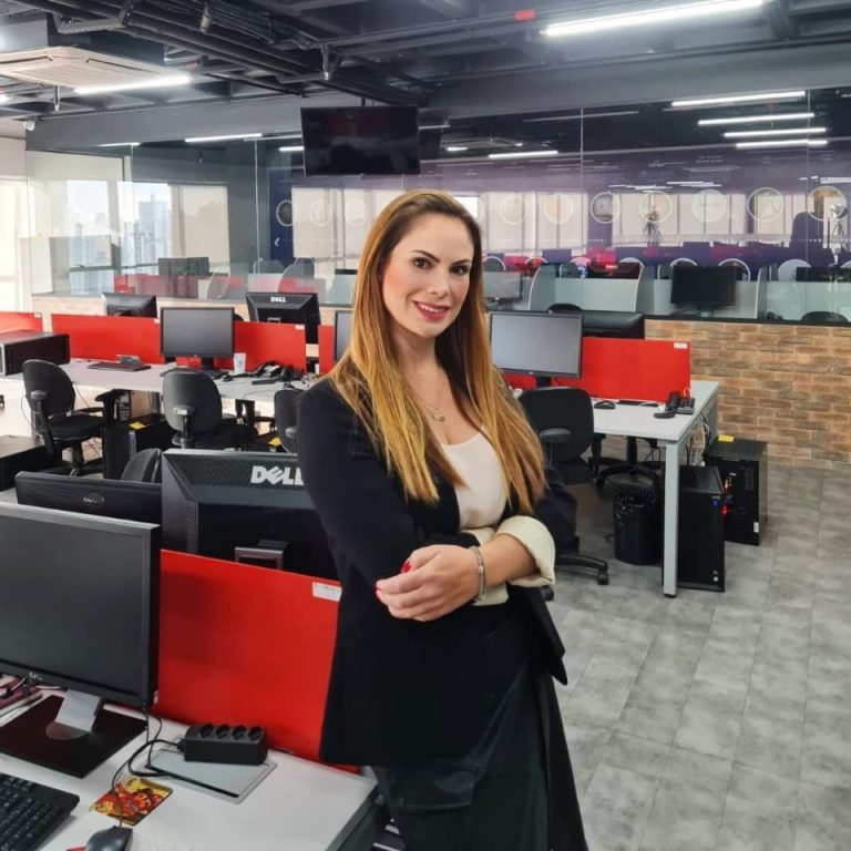 Tecnologia do sistema financeiro avança, mas exige mais investimentos em segurança, declara Maria Cristina Diez