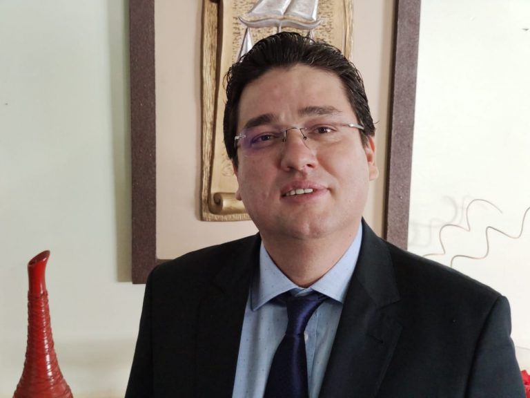 Economia e geração de renda devem impulsionar crescimento do país em 2022, prevê conselheiro federal da OAB