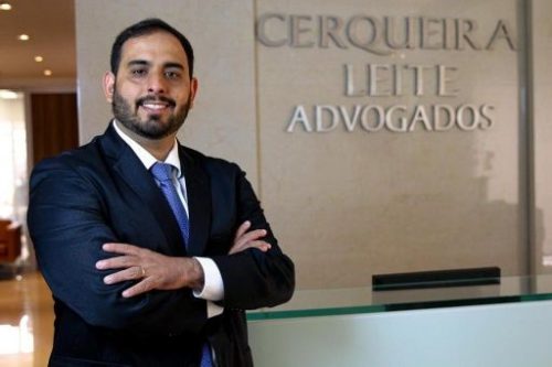 O direito fundamental à proteção de dados pessoais