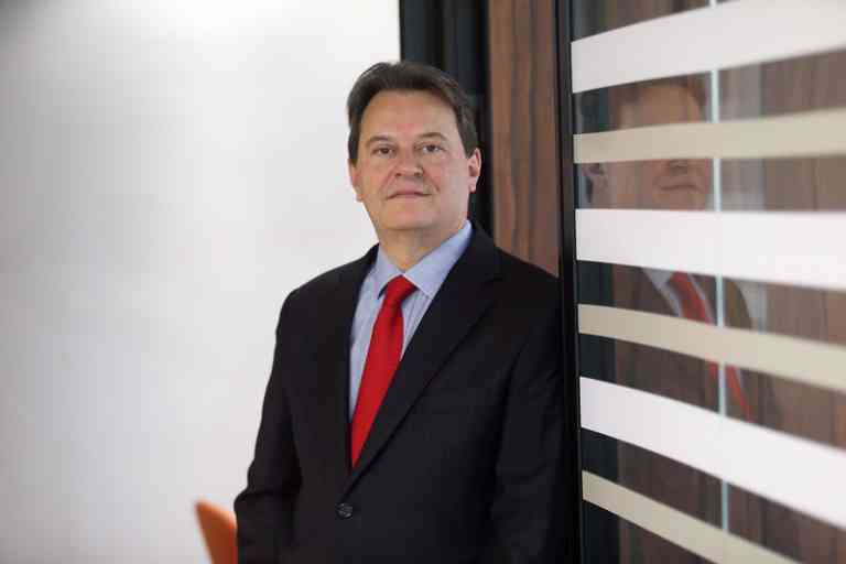 A discussão da incidência do PIS e da Cofins sobre receita de locação de bens móveis