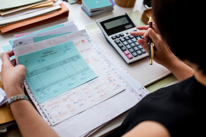 Imposto de Renda 2024: Quais são as formas de deduzir o valor a ser pago?