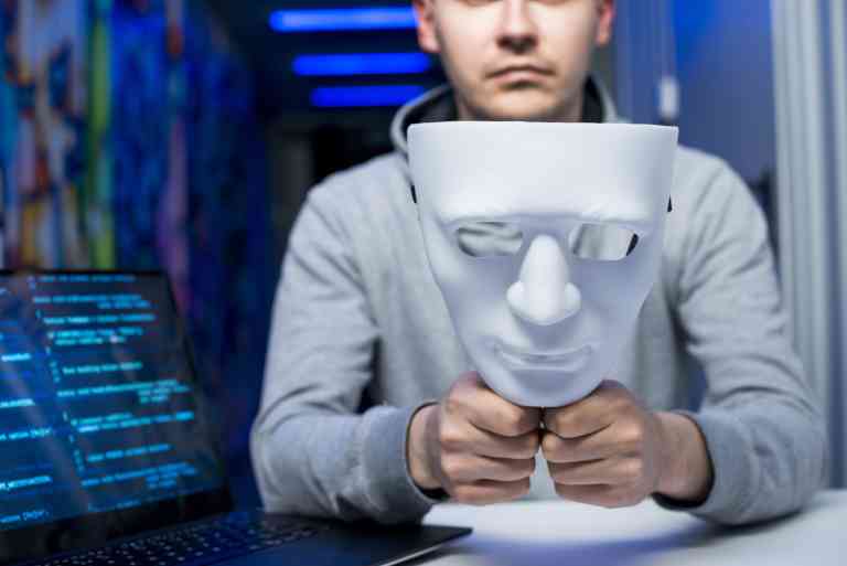 Saiba quais são as regulamentações do ordenamento jurídico brasileiro que podem ser usadas em casos de deepfakes