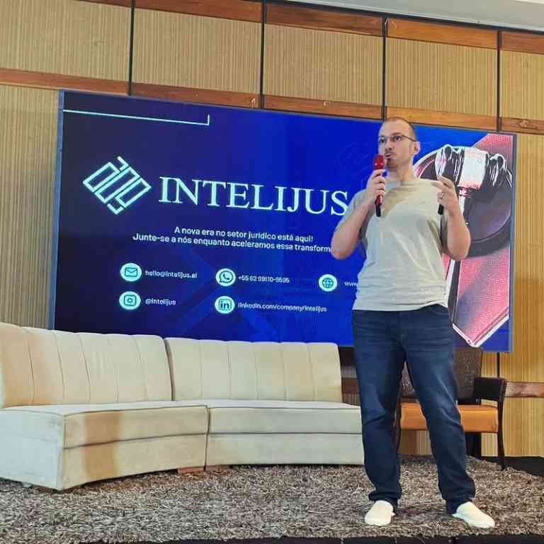 INTELIJUS lança LIVIA: a primeira inteligência artificial autônoma do setor  jurídico brasileiro