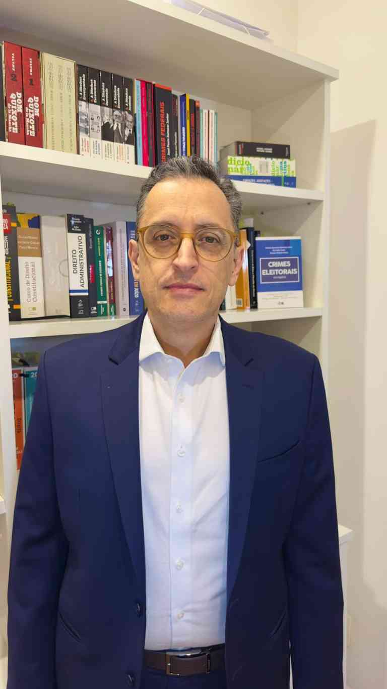 A força da democracia venceu a tentativa de golpe de Estado