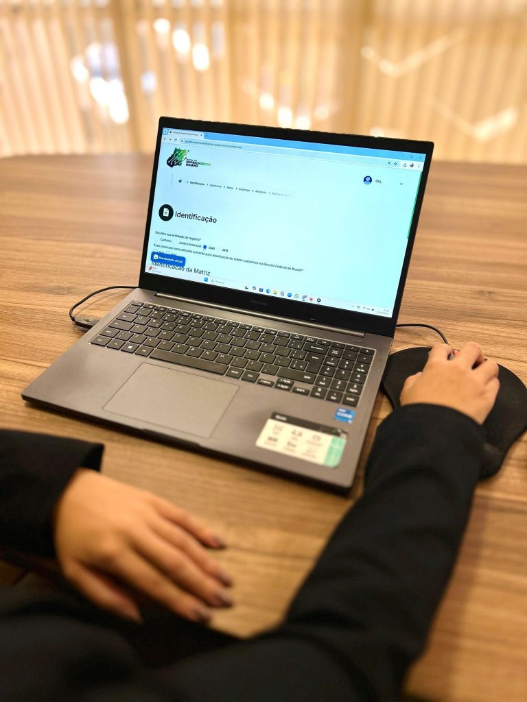 OAB-GO lança funcionalidade com IA para análise de registros de sociedades de advogados