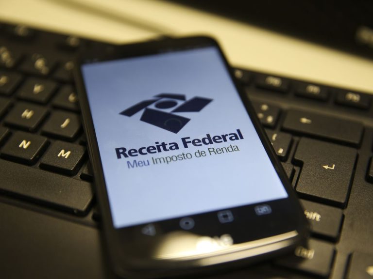 Câmara aprova isenção do IR para quem ganha até R$ 5 mil