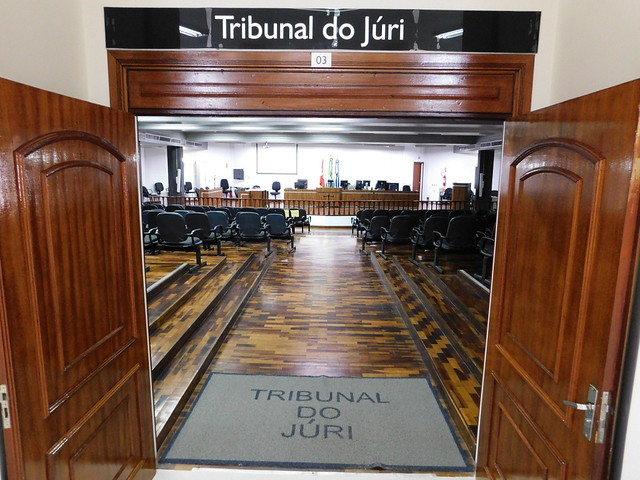 Presidente do STF quer acelerar Tribunal do Júri em crimes contra a vida