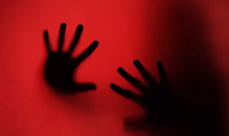 STF confirma direito a benefício do INSS para mulheres vítimas de violência doméstica