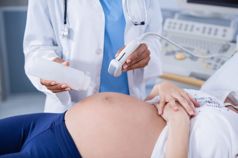 TST nega adicional de insalubridade em grau máximo a médicas de centro de obstetrícia